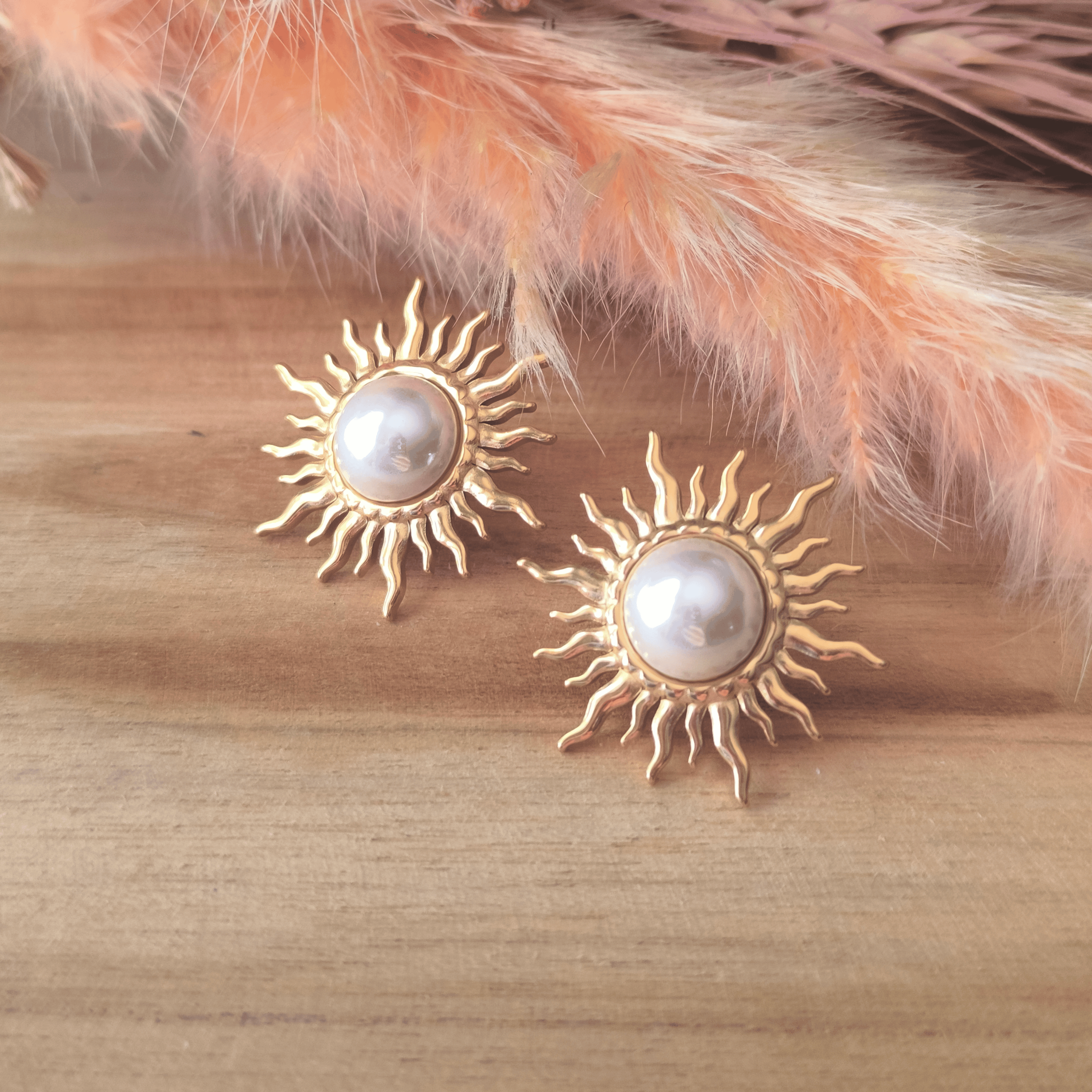Boucles d'Oreilles Soleil & Perle Nacrée en Acier Inoxydable