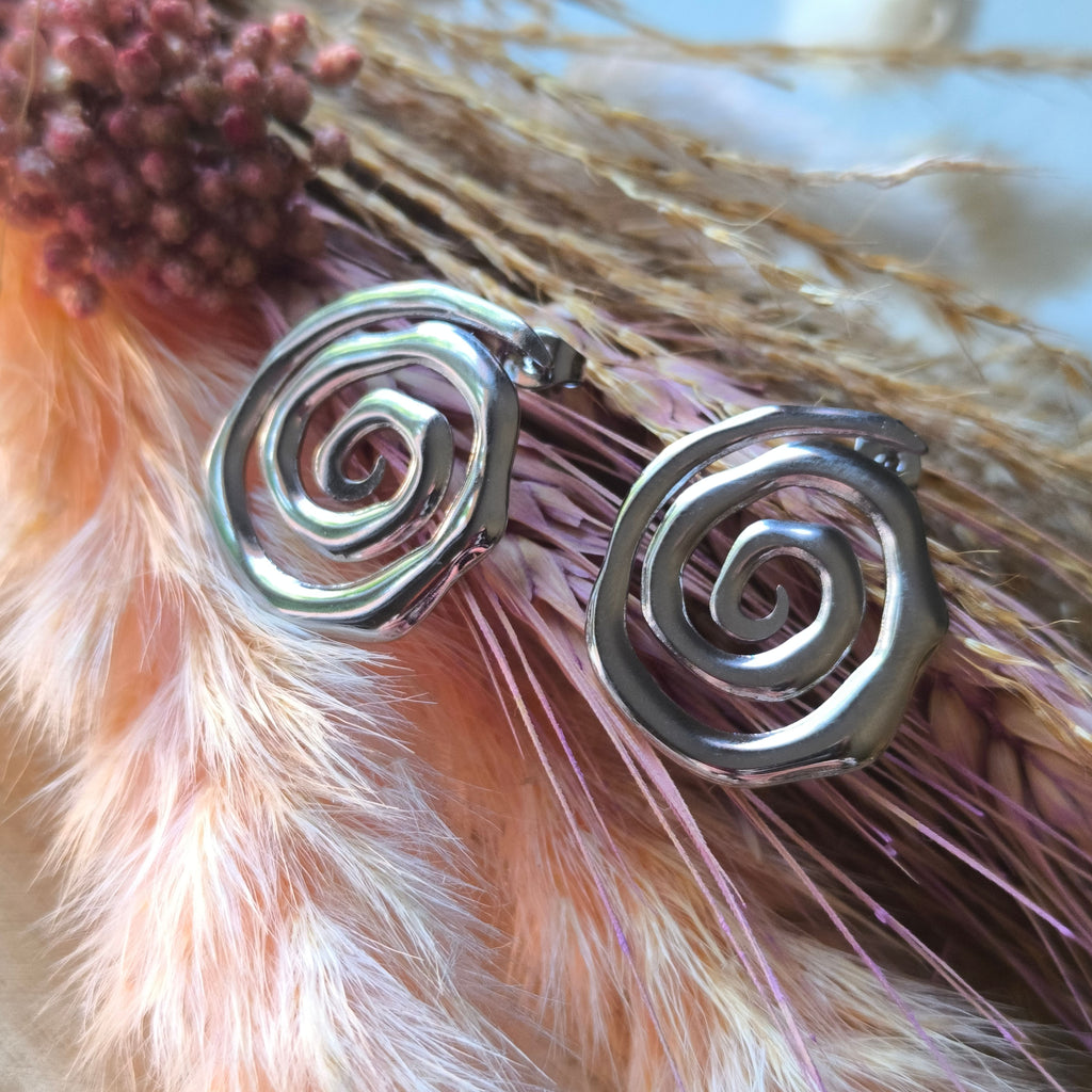 Boucles d'oreilles spirales en acier inoxydable argenté – Inspiration coquillage