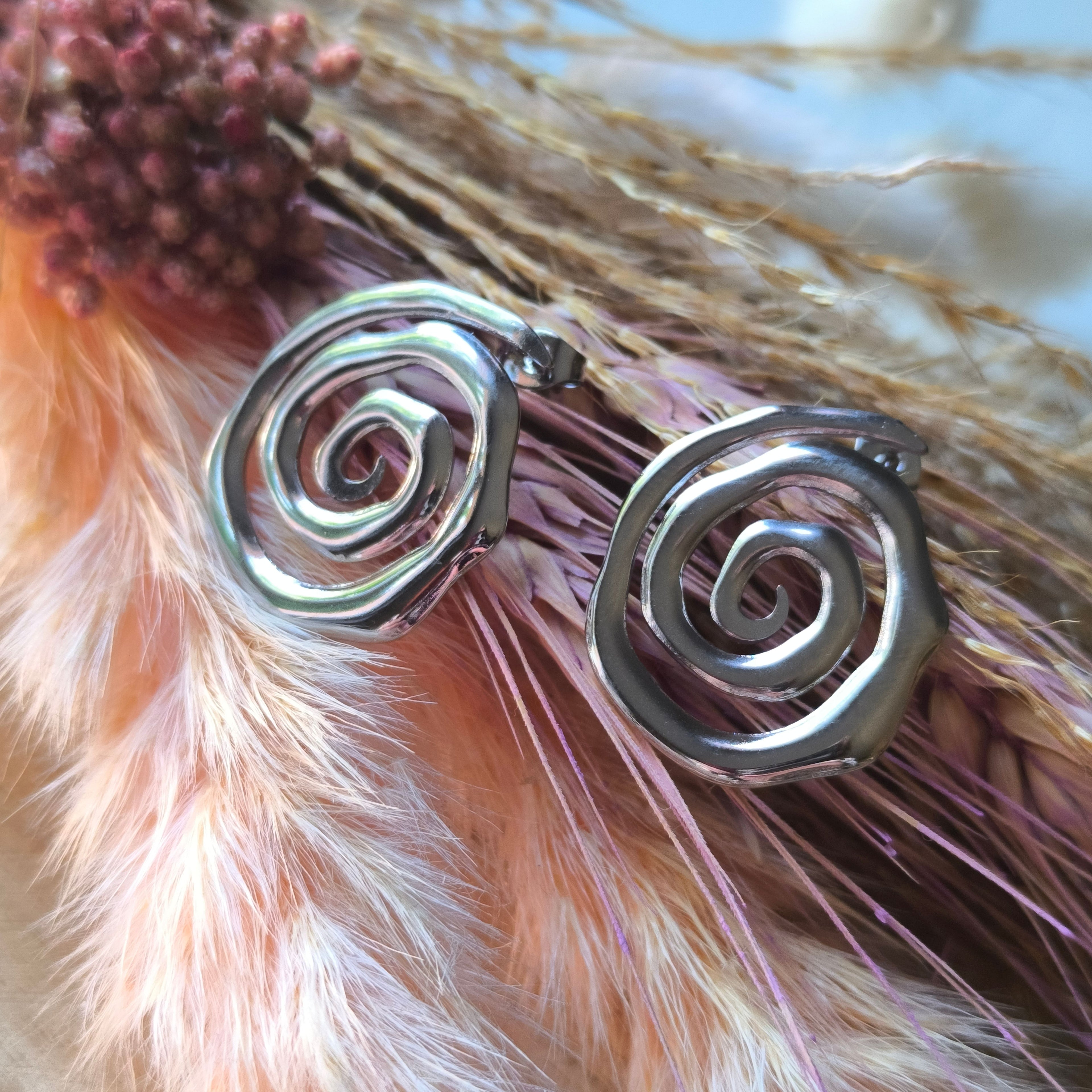Boucles d'oreilles spirales en acier inoxydable argenté – Inspiration coquillage