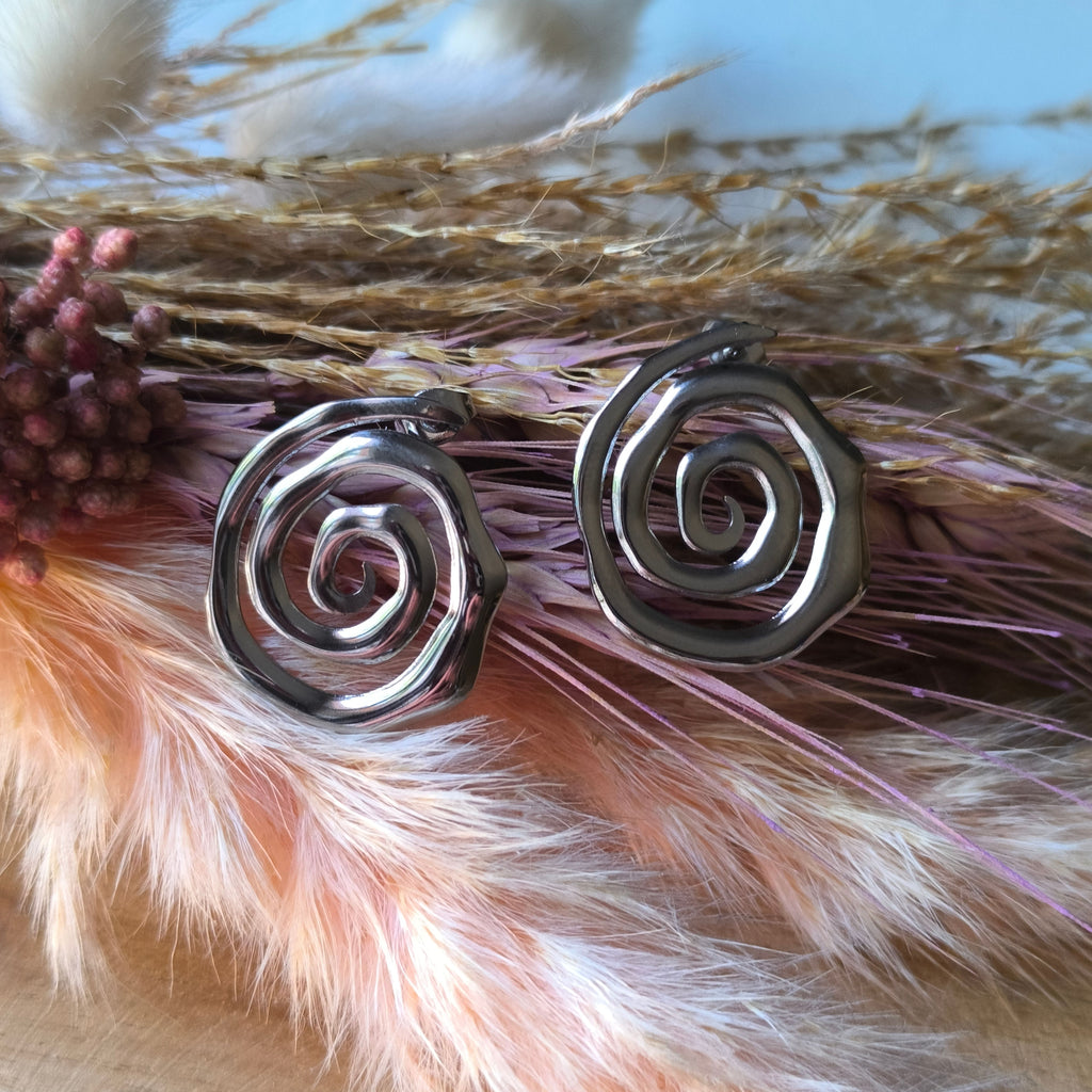 Boucles d'oreilles spirales en acier inoxydable argenté – Inspiration coquillage