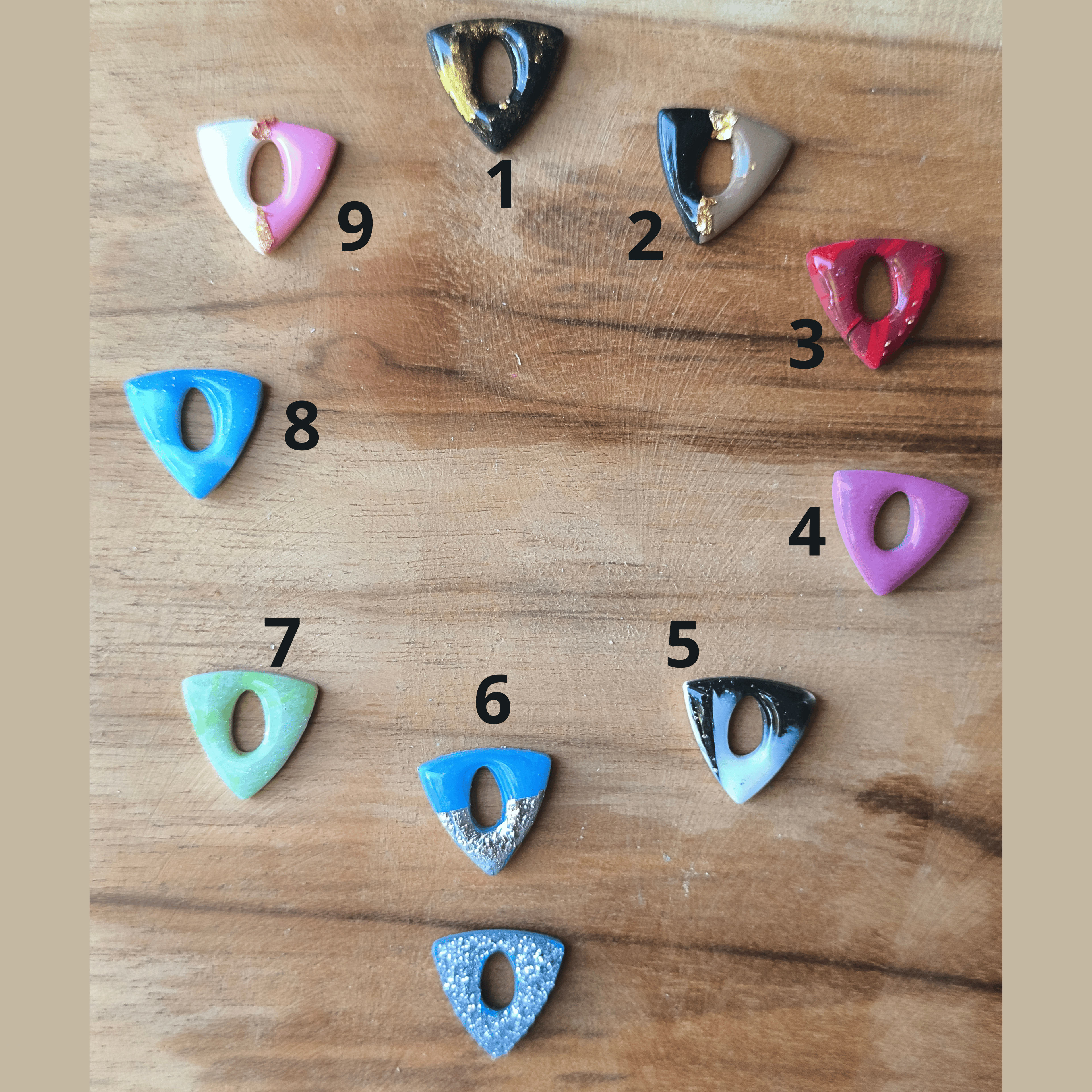 Pampilles Triana – Triangle 1,2 x 1,6 cm