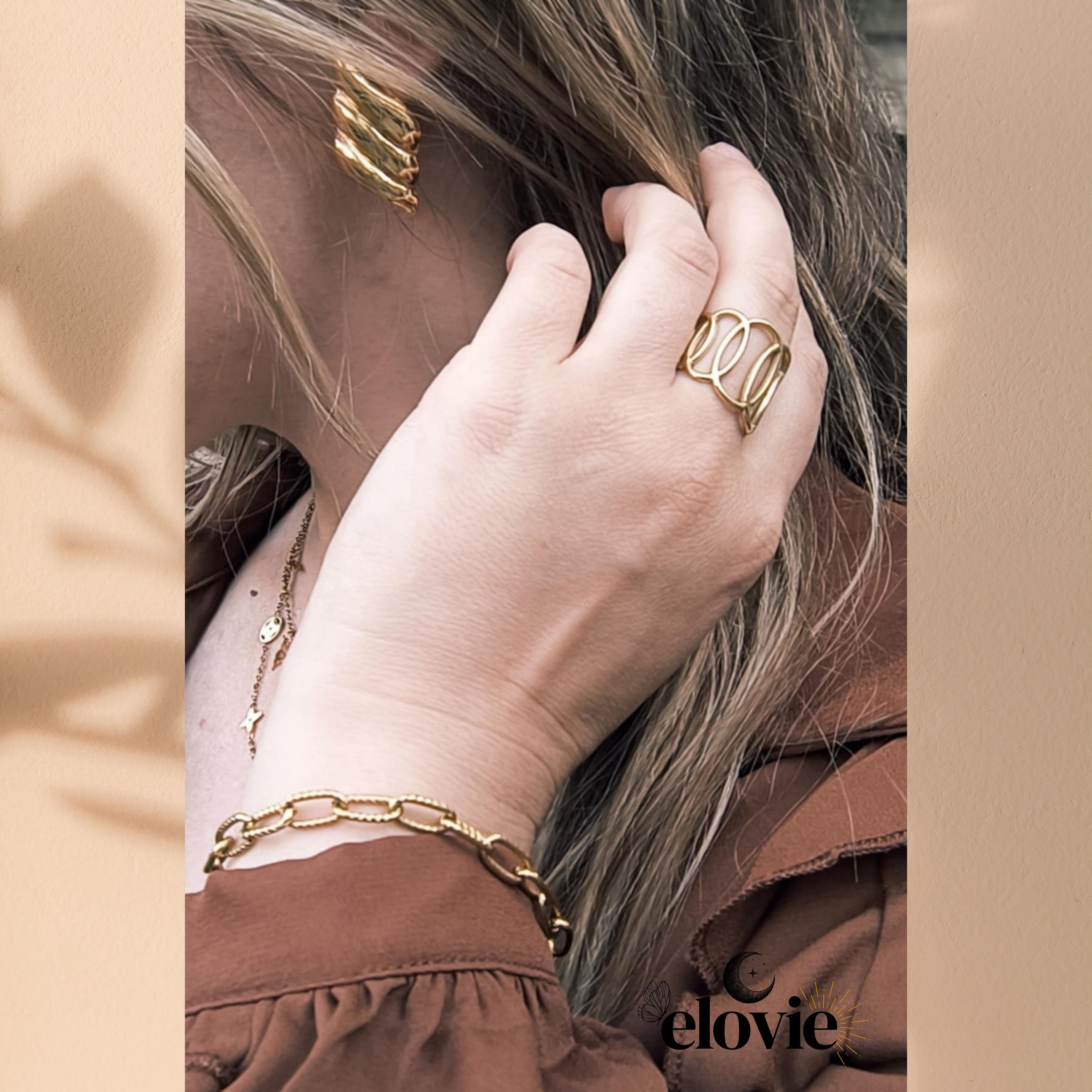 Bague ovale entrelacée réglable