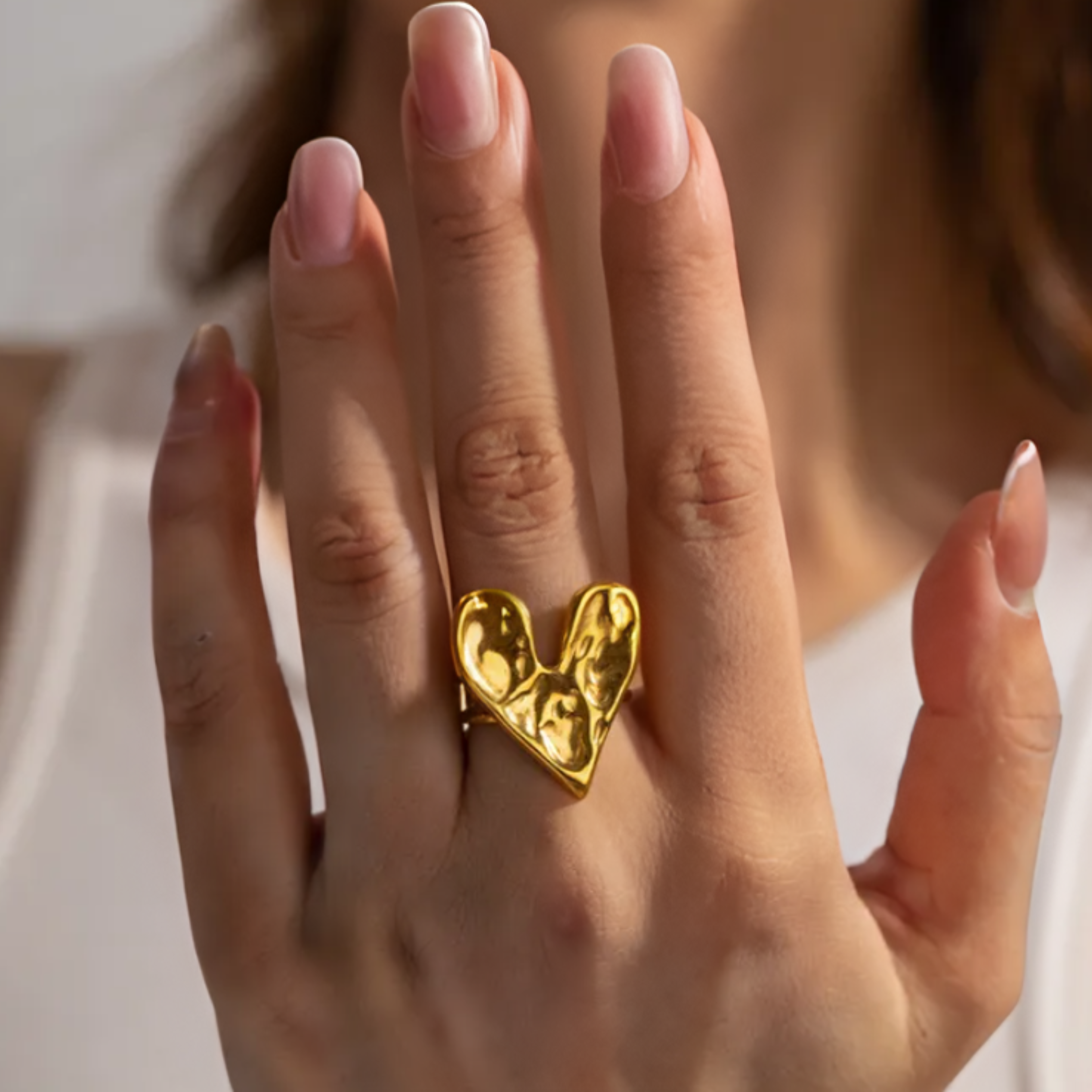 Bague double anneau avec cœur martelé – acier inoxydable