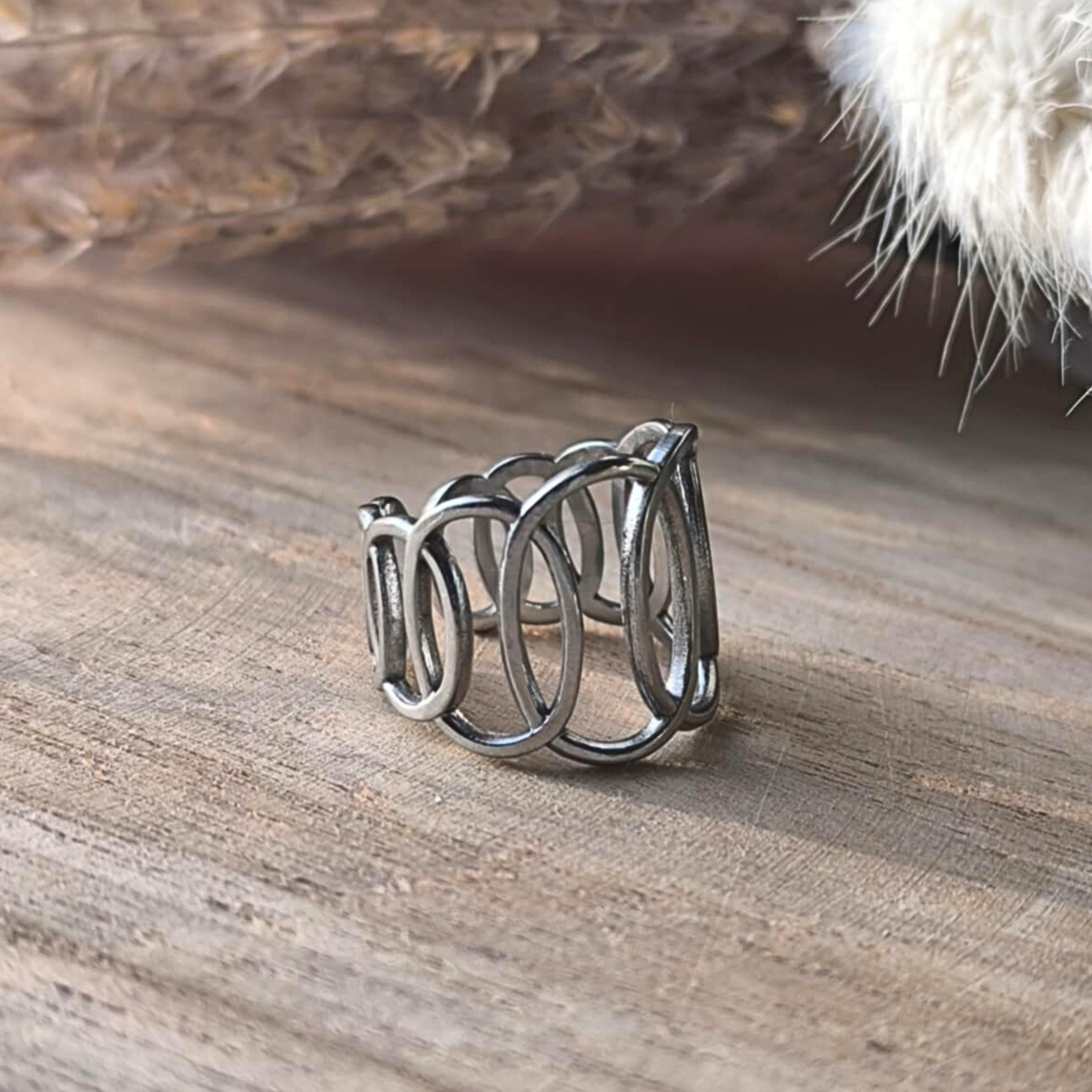 Bague ovale entrelacée réglable