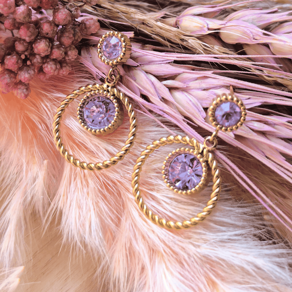 Boucles d’oreilles strass blanc ou violet