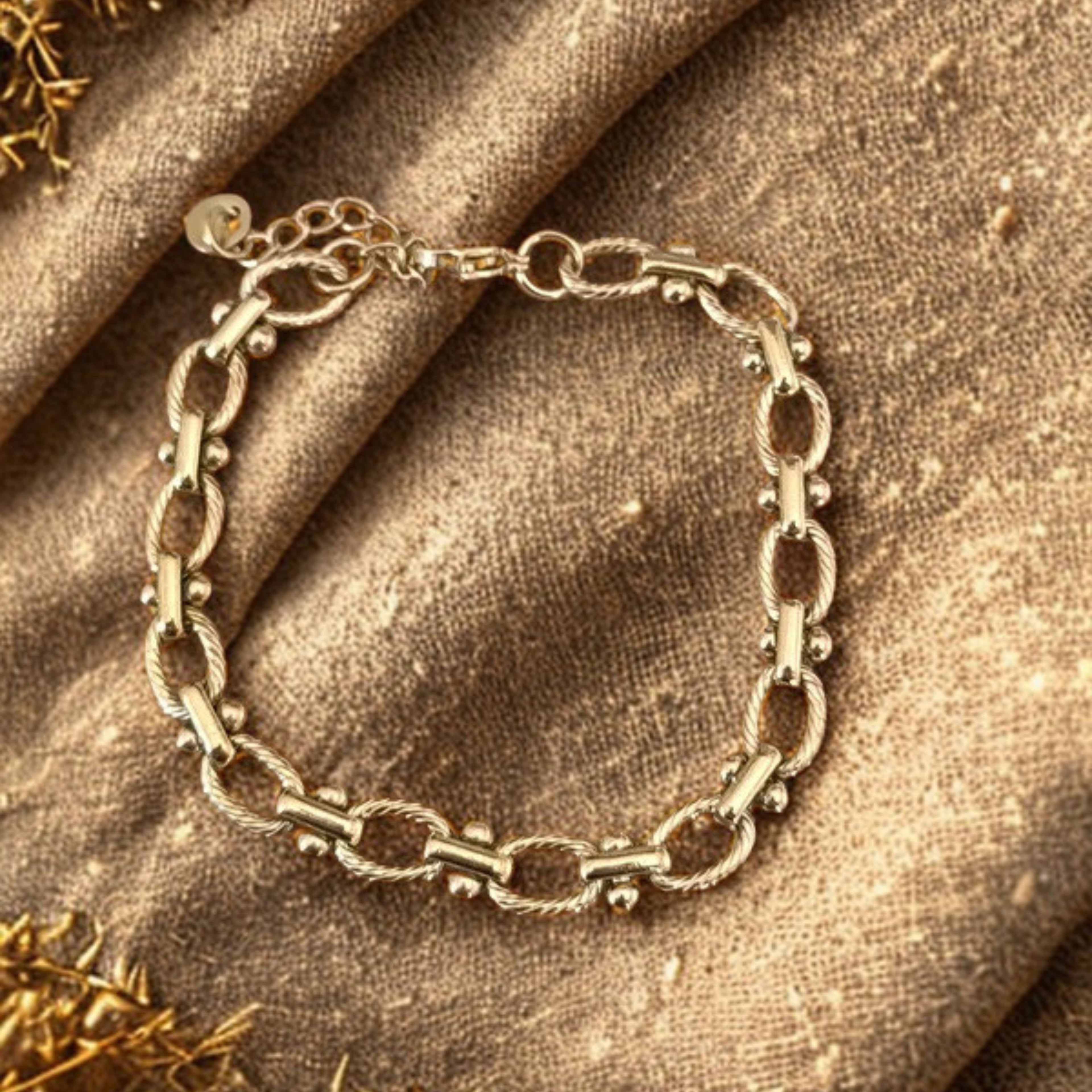 Bracelet Maille Ovale Doré en Acier Inoxydable – Design Habillé et Raffiné