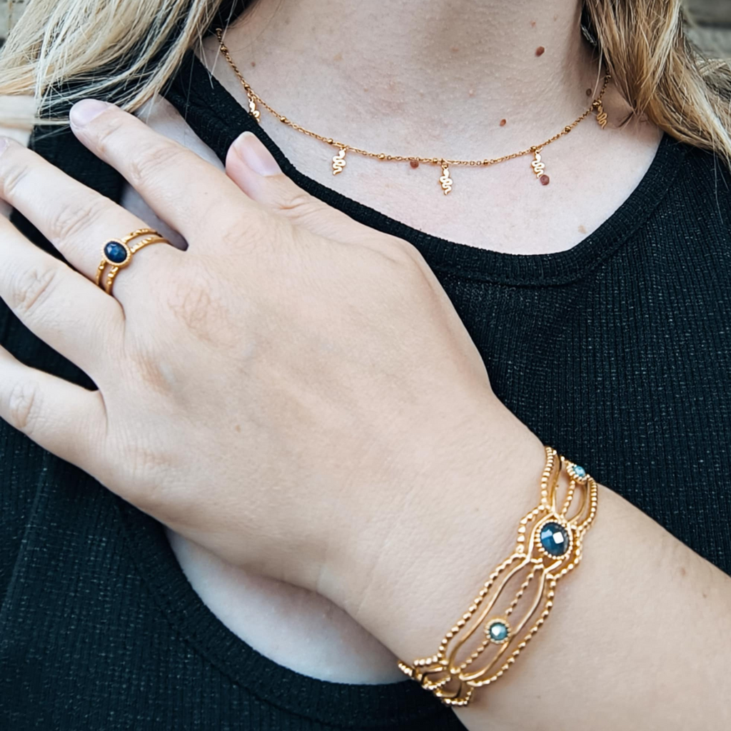 Collier chaîne courte en acier inoxydable – Breloques serpent tendance