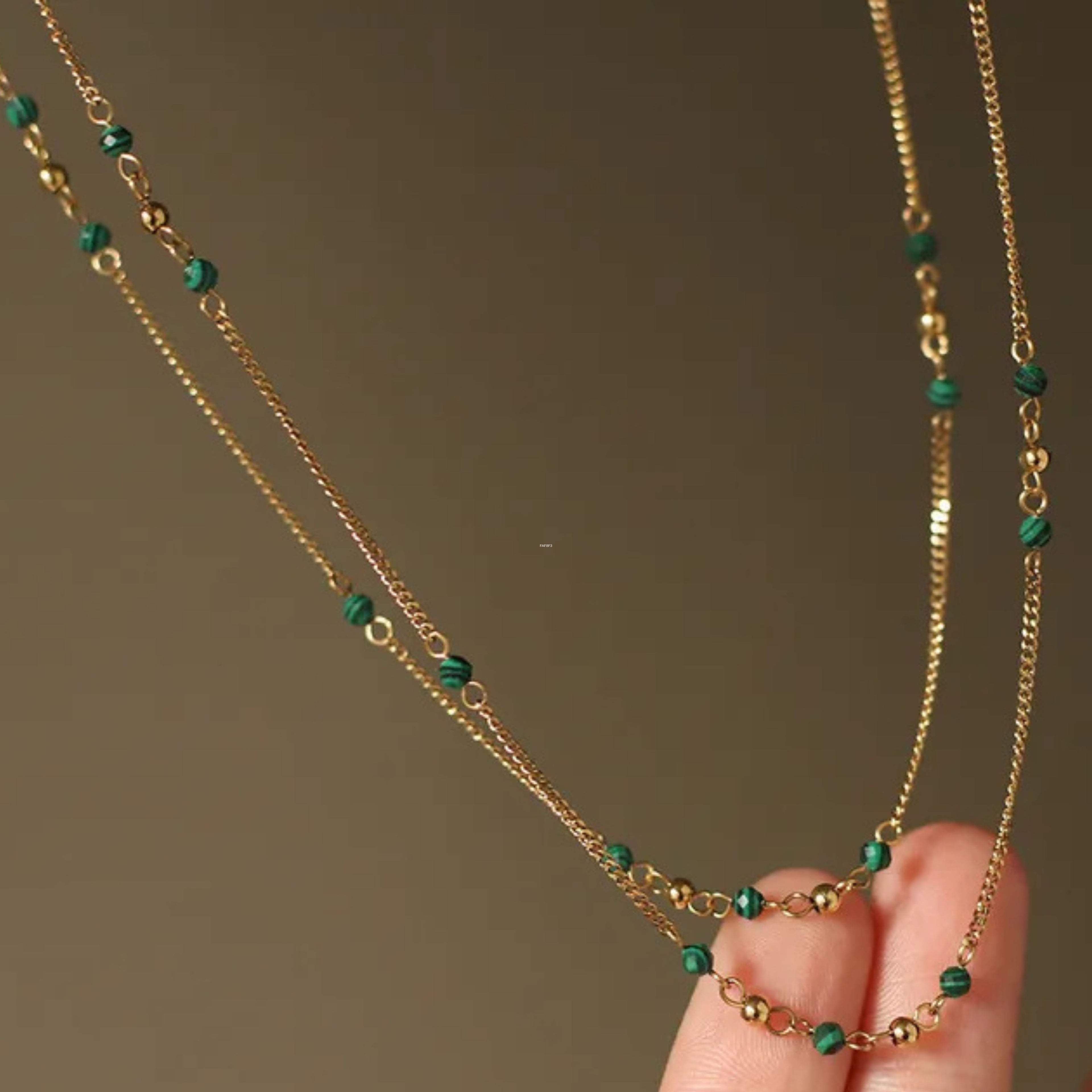 Collier en Acier Inoxydable avec Perles Naturelles de Malachite – Bijou Élégant et Protecteur