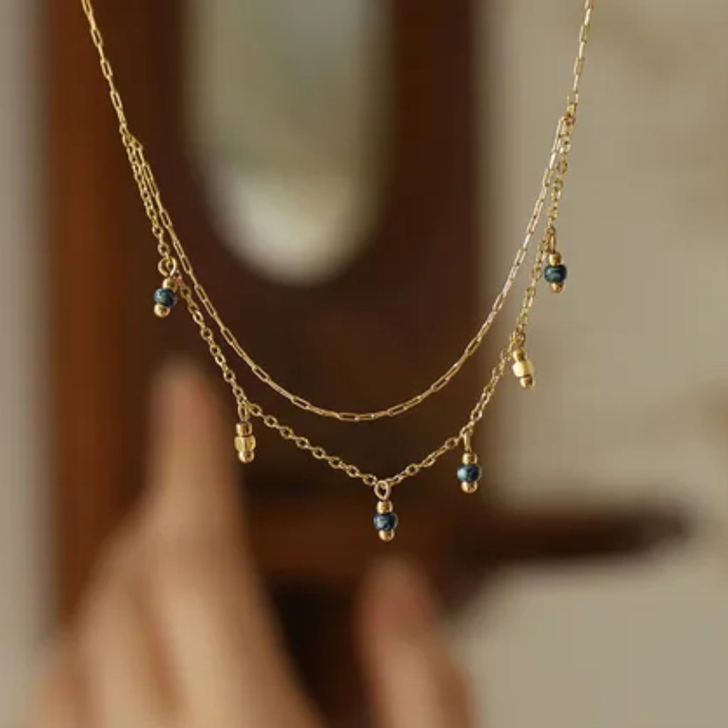 Collier Court Double Chaîne – Acier Inoxydable & Perles d’Apatite Naturelle