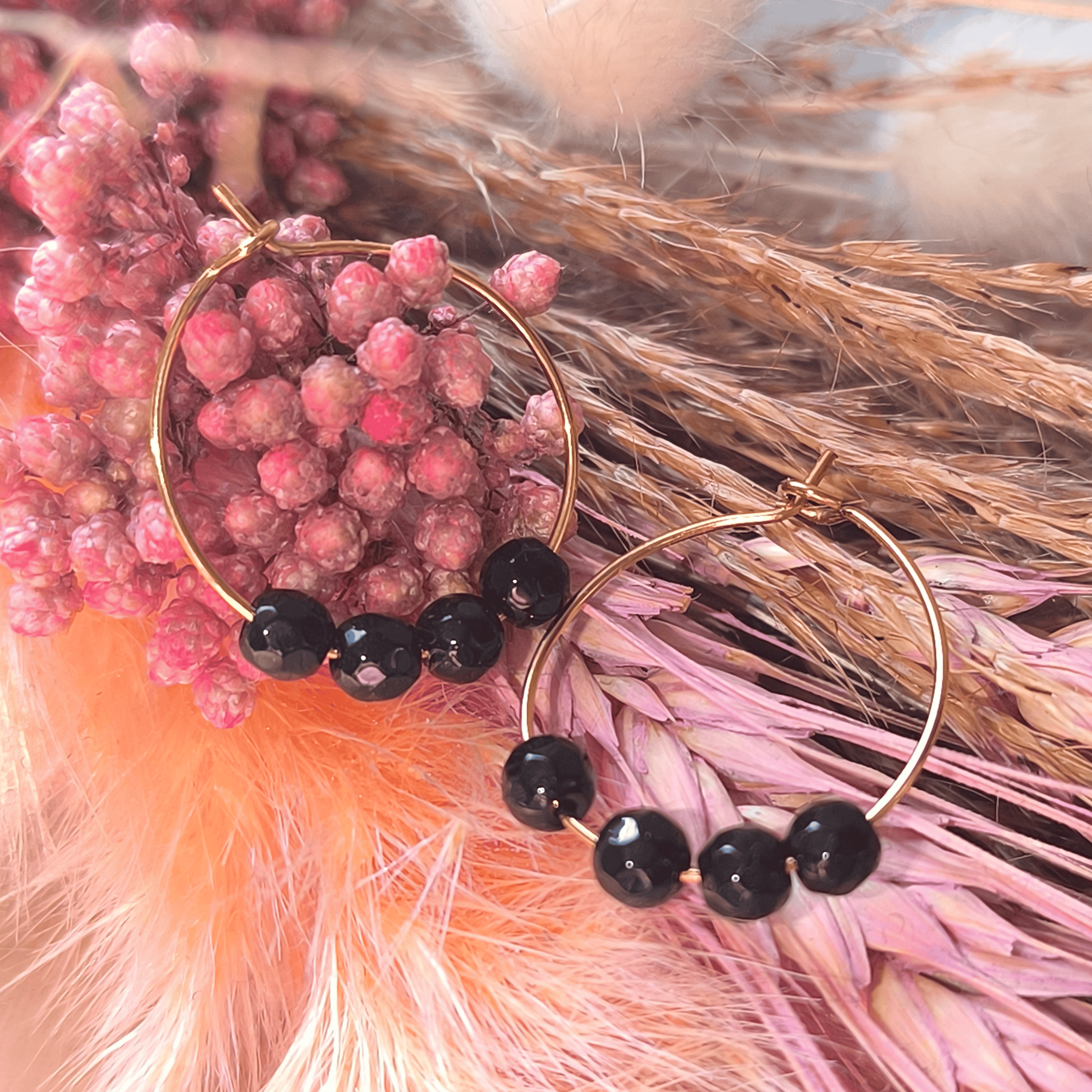 Boucles d’oreilles Créoles & Perles noires