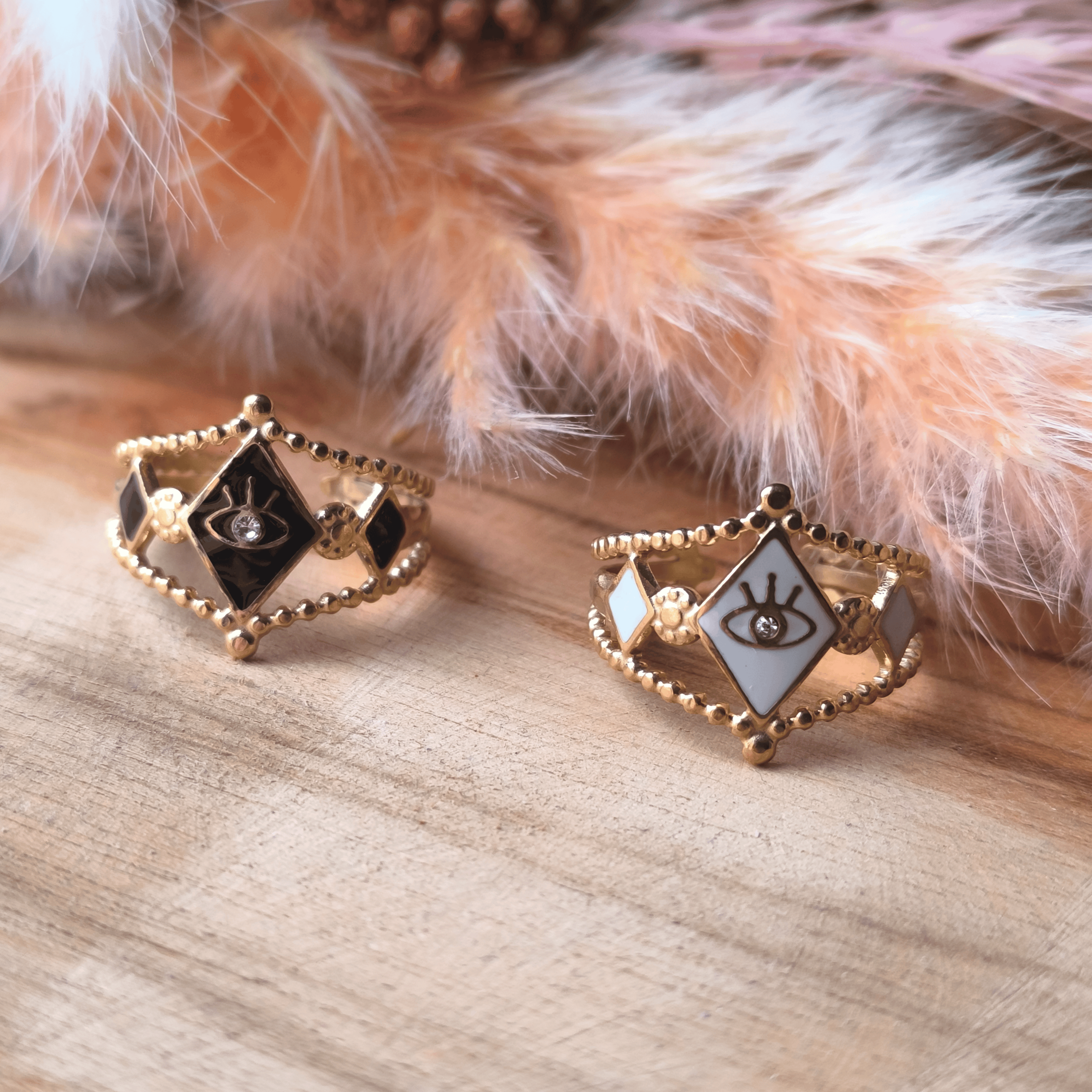 Bague dorée réglable en acier inoxydable – Œil blanc & triangles émaillés avec zircon
