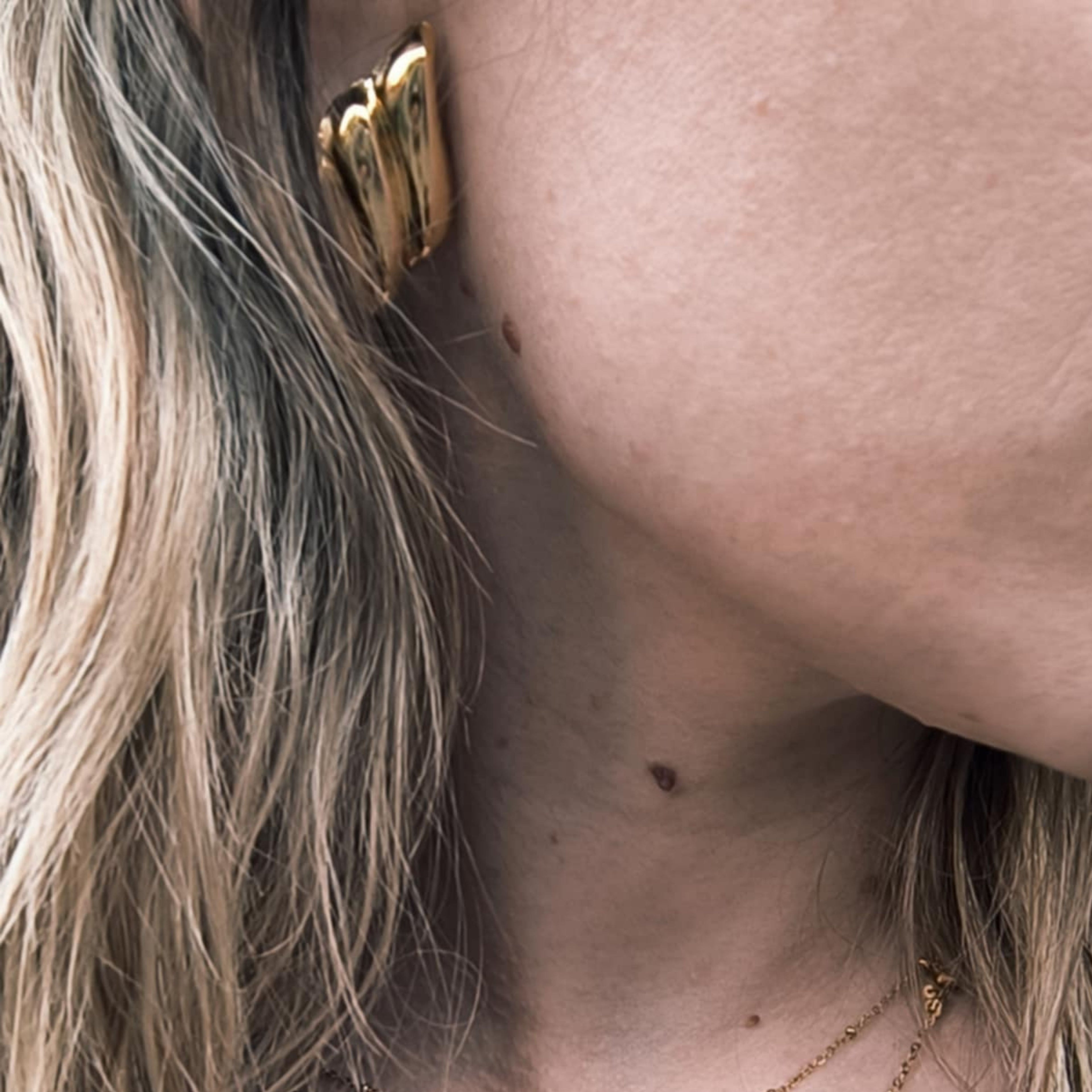 Boucles d’Oreilles Vagues Épaisses en Acier Inoxydable – Légères & Tendance