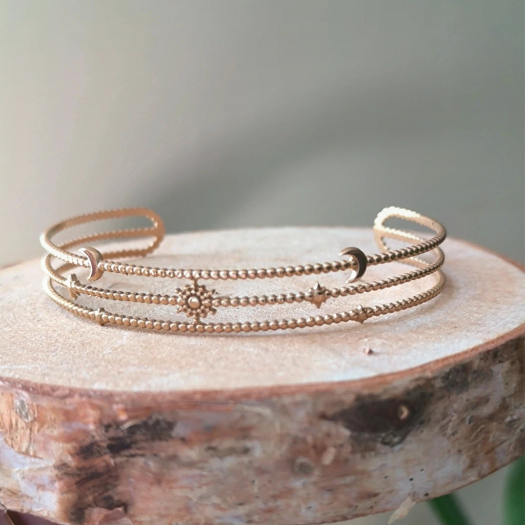 Jonc Doré Réglable en Acier Inoxydable – Motifs Lune, Soleil & Étoile